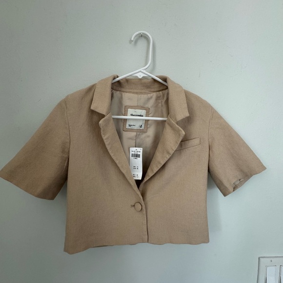 NWT Abercrombie and Fitch tan blazer - Picture 5 of 7